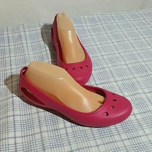 Women's pink crocs sz 10w.